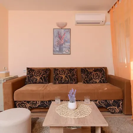 Apartment Ante