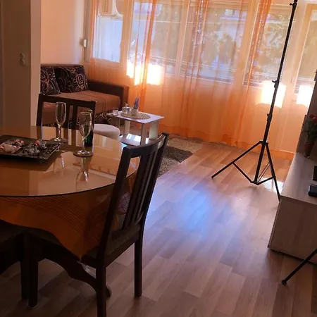 Apartment Ante