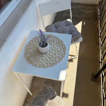 Apartment Ante *